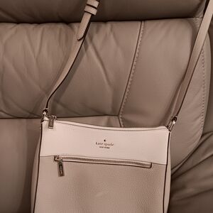Kate Spade New York Two-Tone Leather Crossbody Bag Cream & Tan